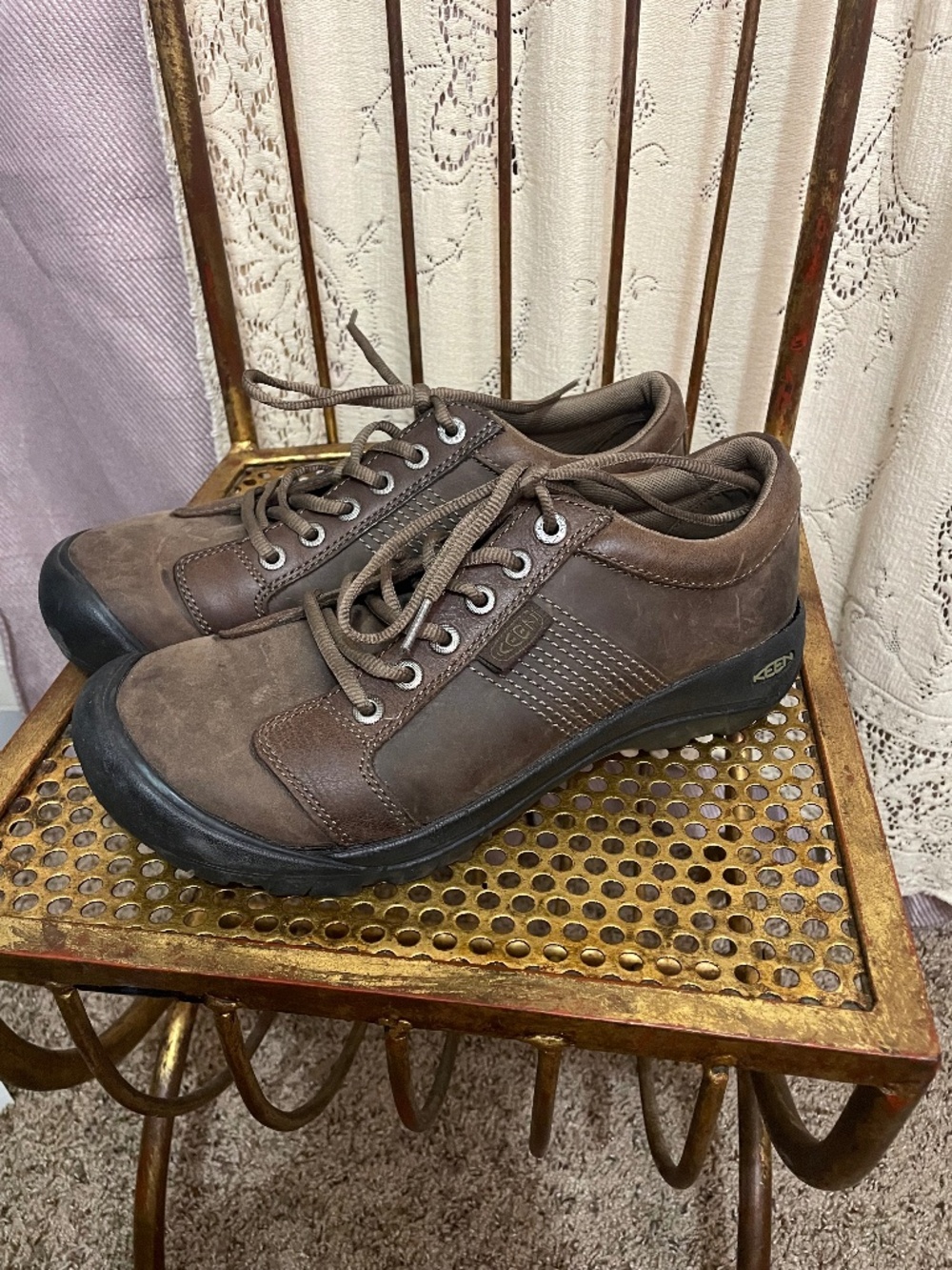 Keen: Men's Austin shoes in chocolate brown